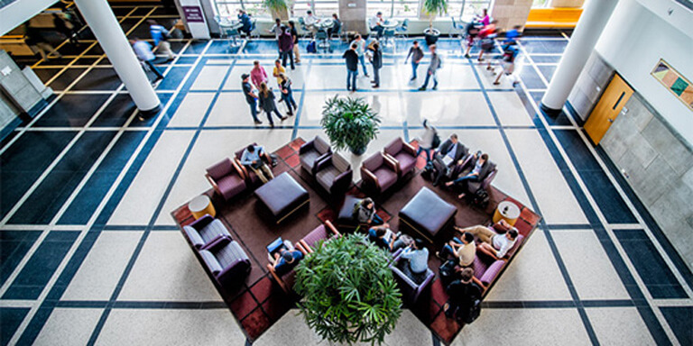 The lobby inside the Kelley School of Business.